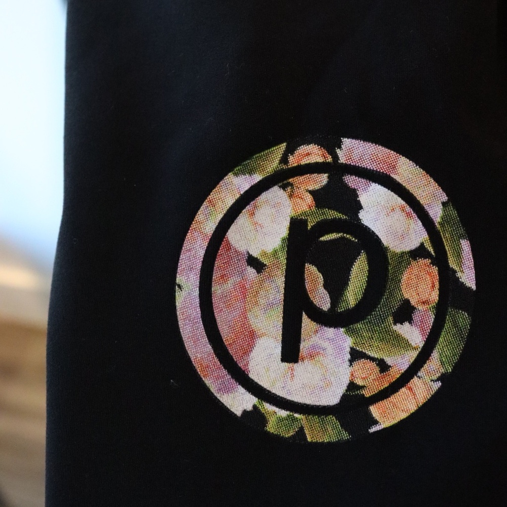 Align Floral Circle P Leggings - Picture 3 of 4